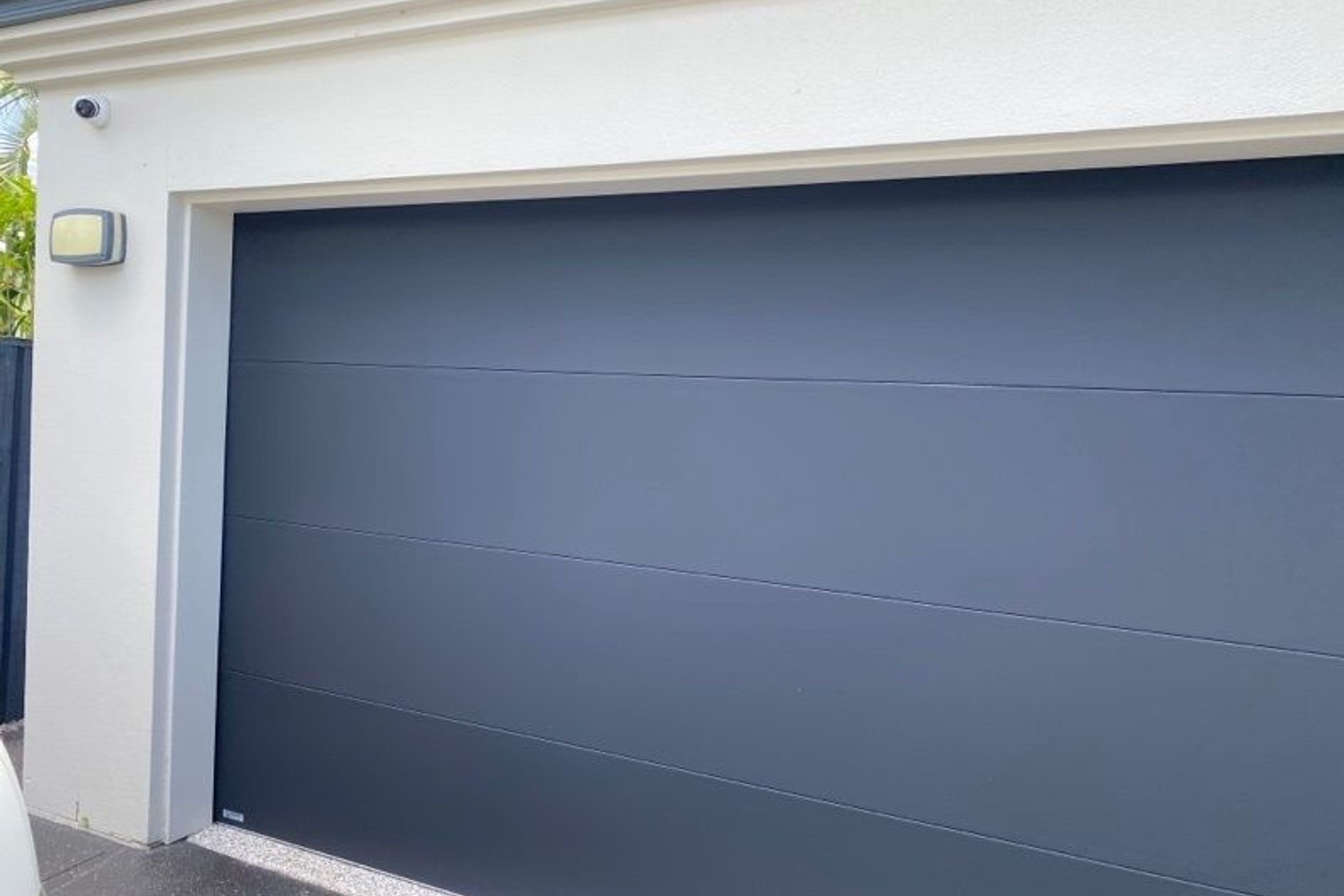 Platinum Series | Sectional Garage Doors