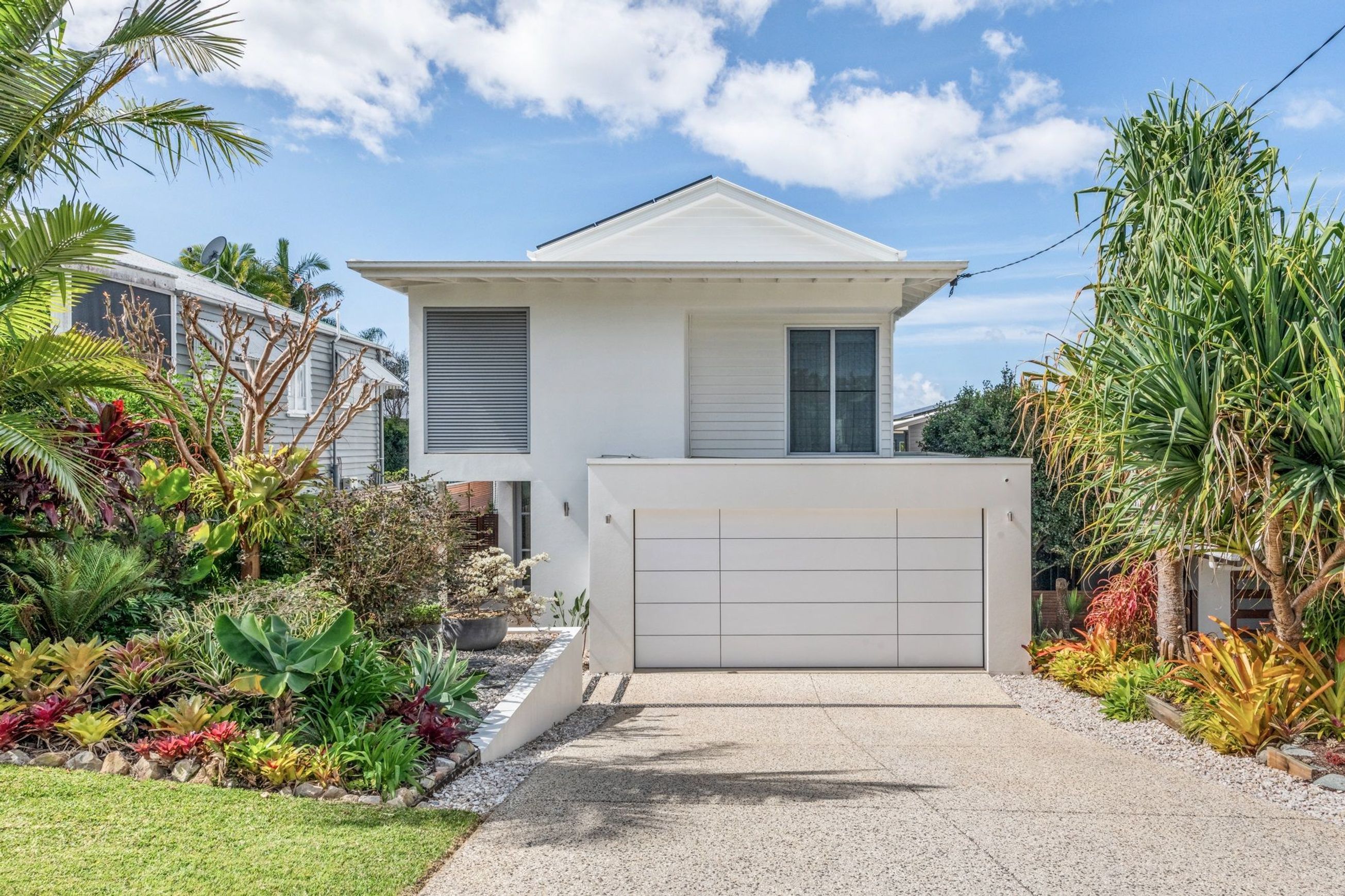 Selections Doors | Speciality Garage Doors