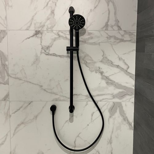 Lamone Round Slide Showers