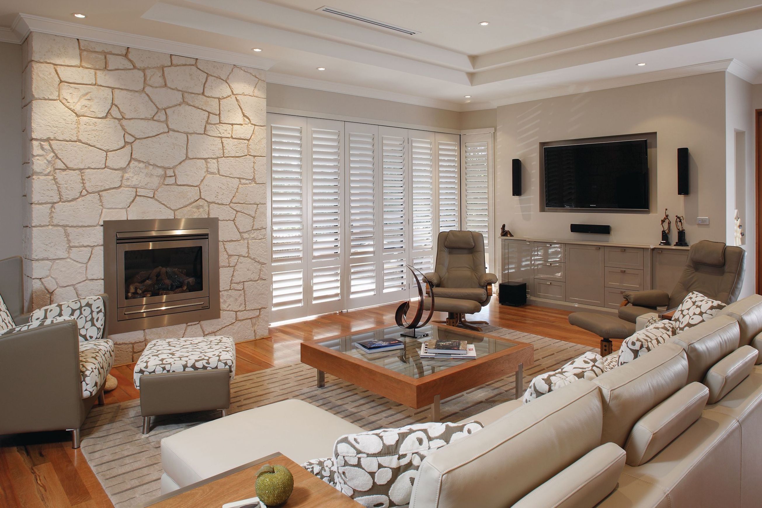 Ambience Hardwood Shutter Stained | Shutter Systems