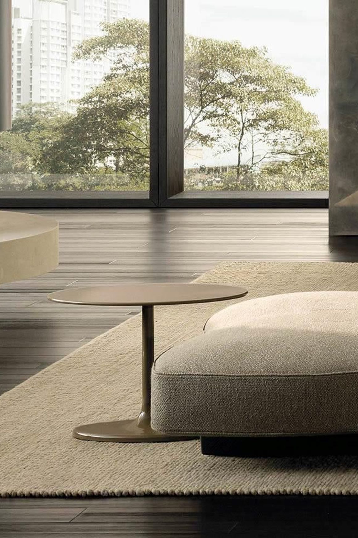 Taiko Side Table by Minotti
