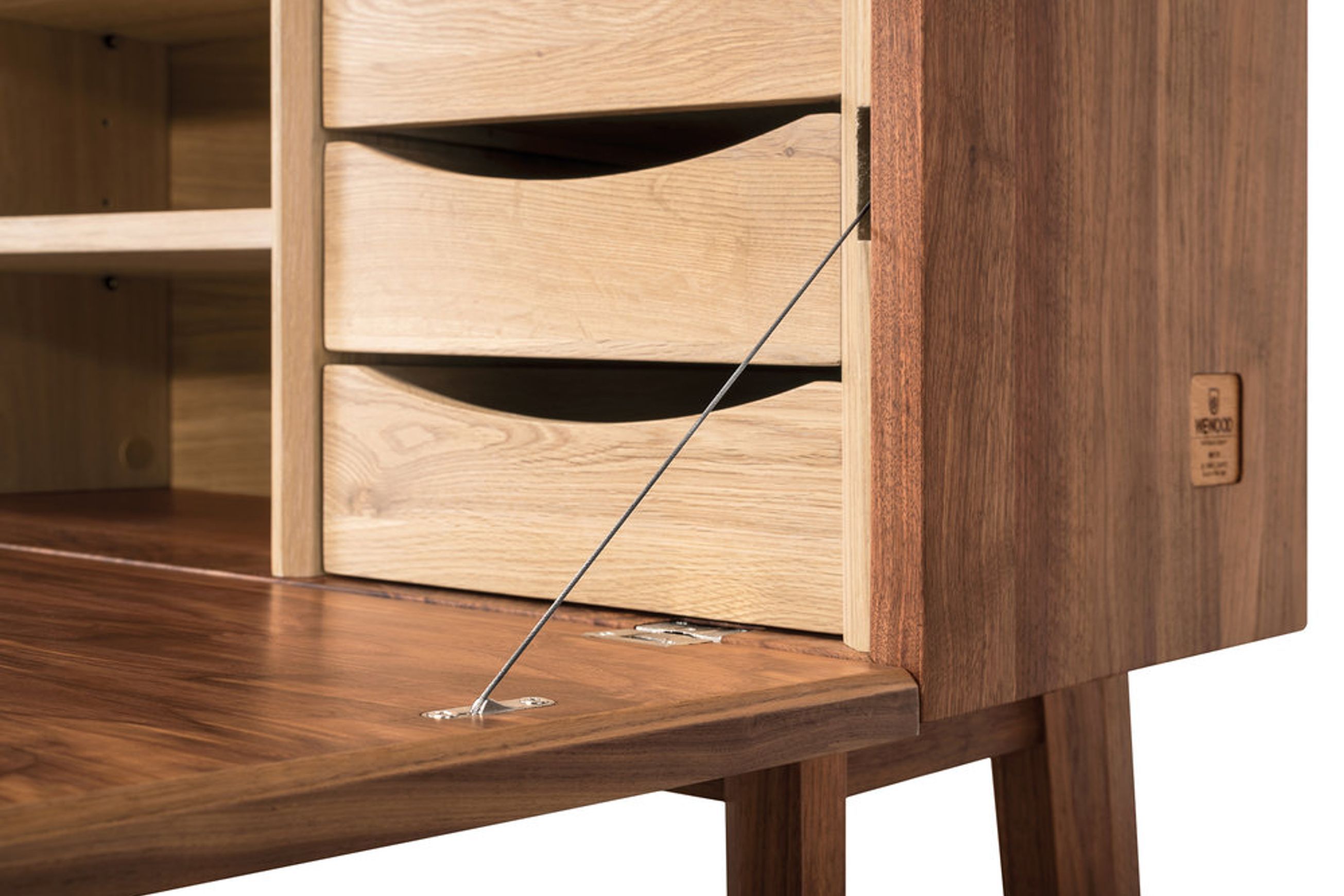 Mister Sideboard