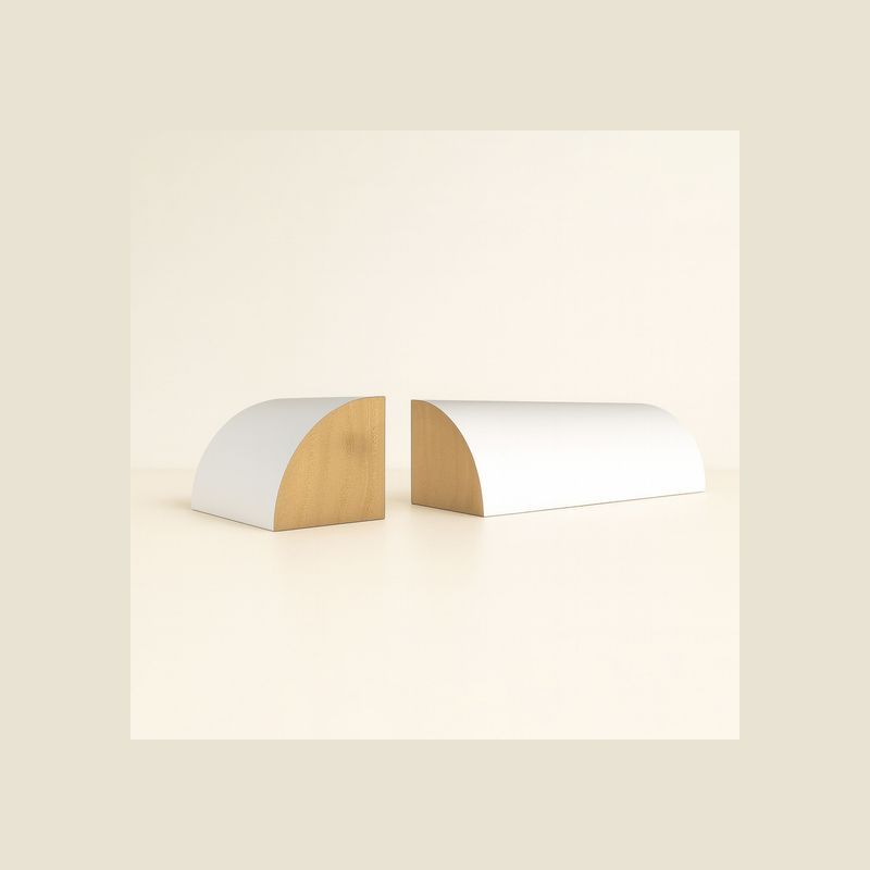 Exterior Angles, Quads and D Moulds