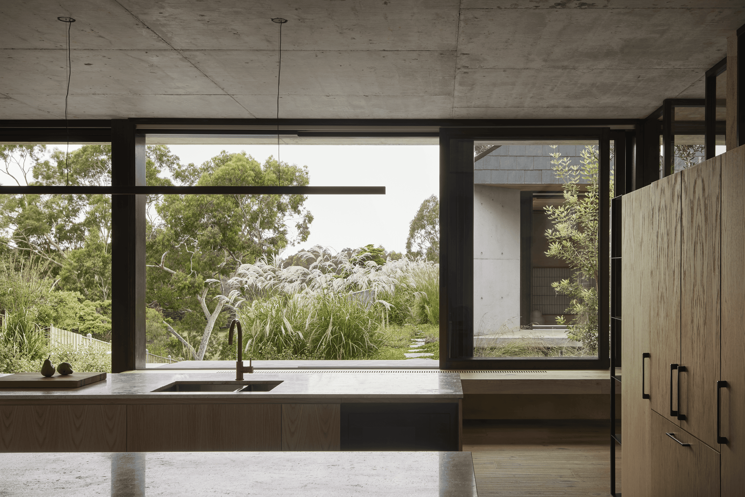 Archetto | IV68 Fixed Window
