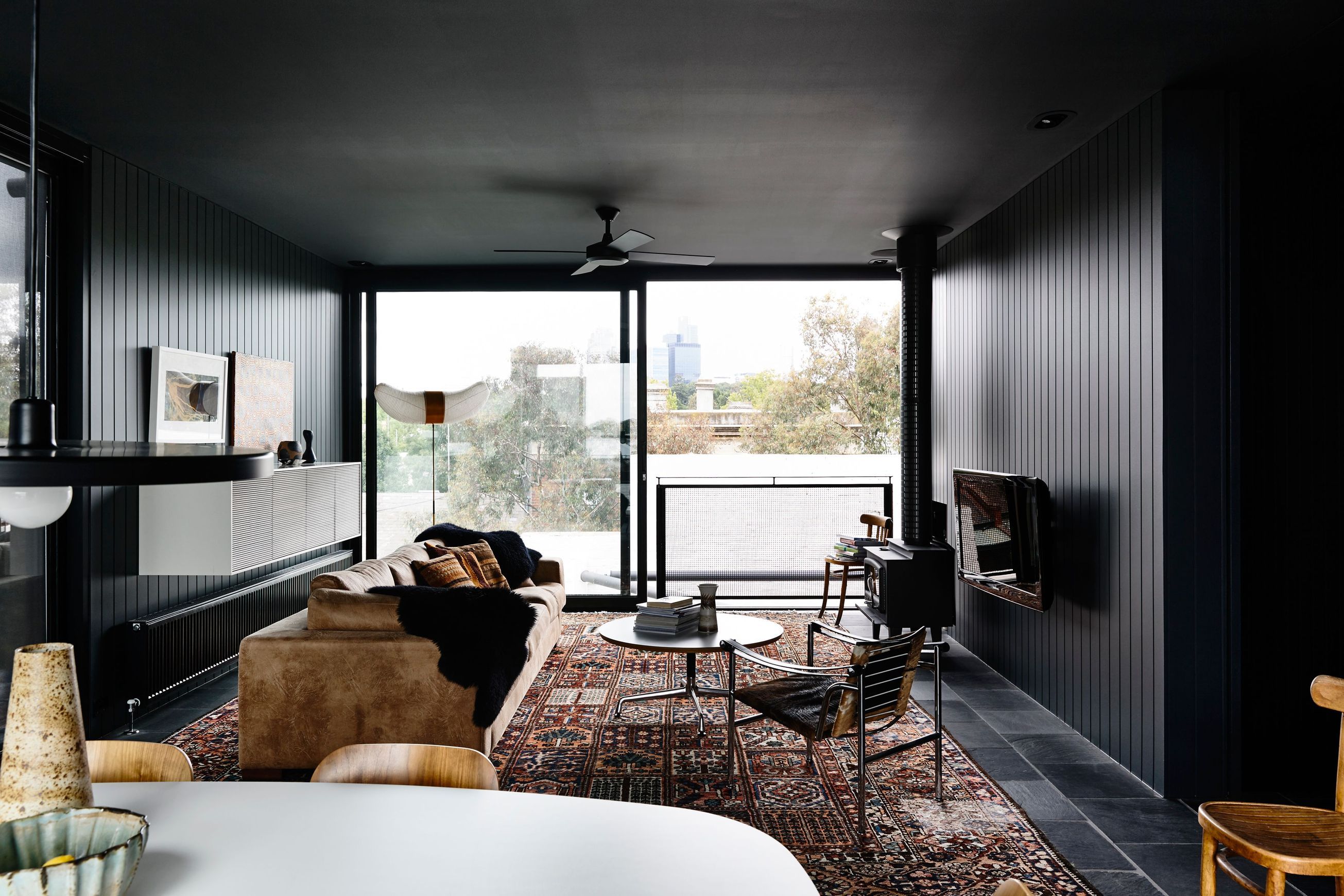 Elevate | Series 704 | Sliding Door