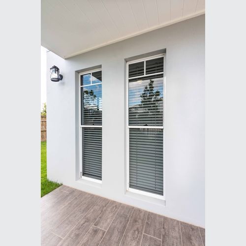 Vantage | Series 514 | Double Hung Window