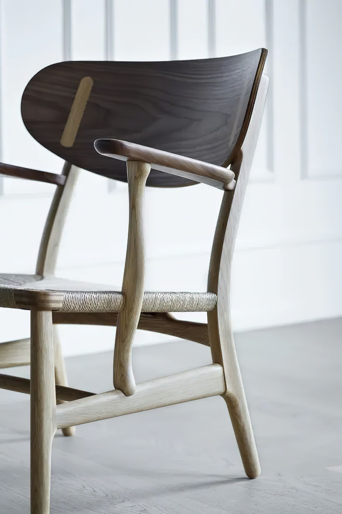 CH22 Easy Chair