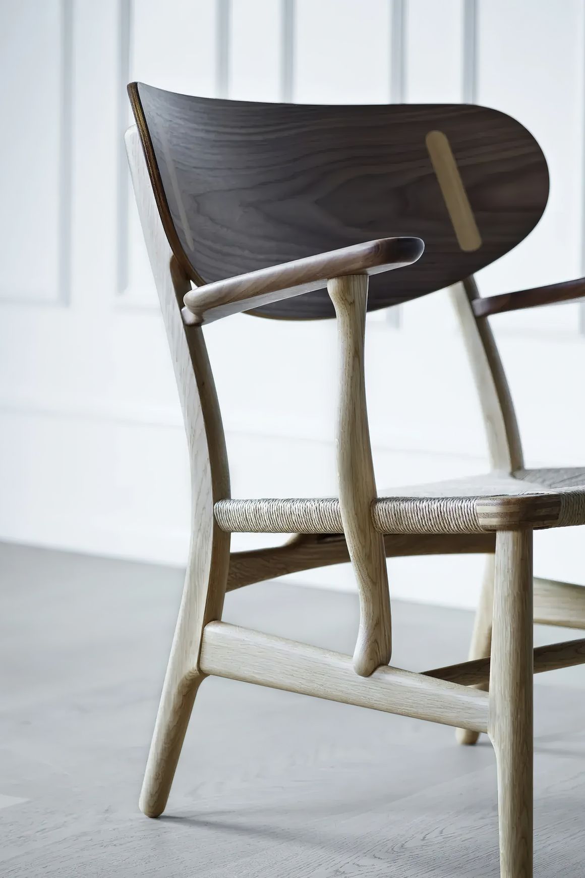 CH22 Easy Chair