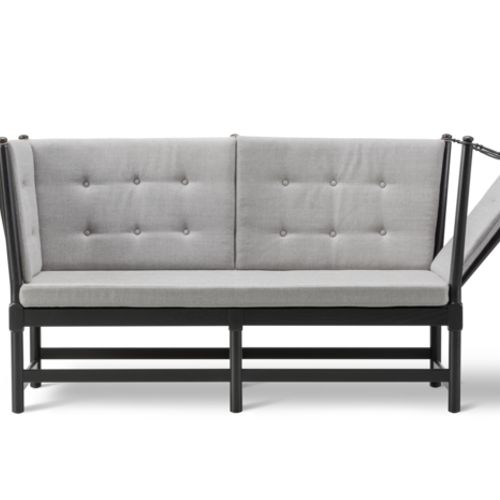 Spoke-Back 1789 Sofa by Fredericia