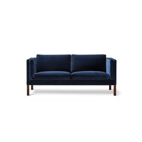 Mogensen 2335 2.5-seat Sofa by Fredericia