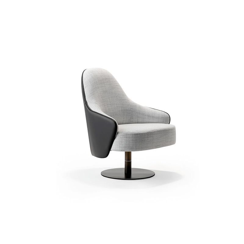 Ludwig Armchair