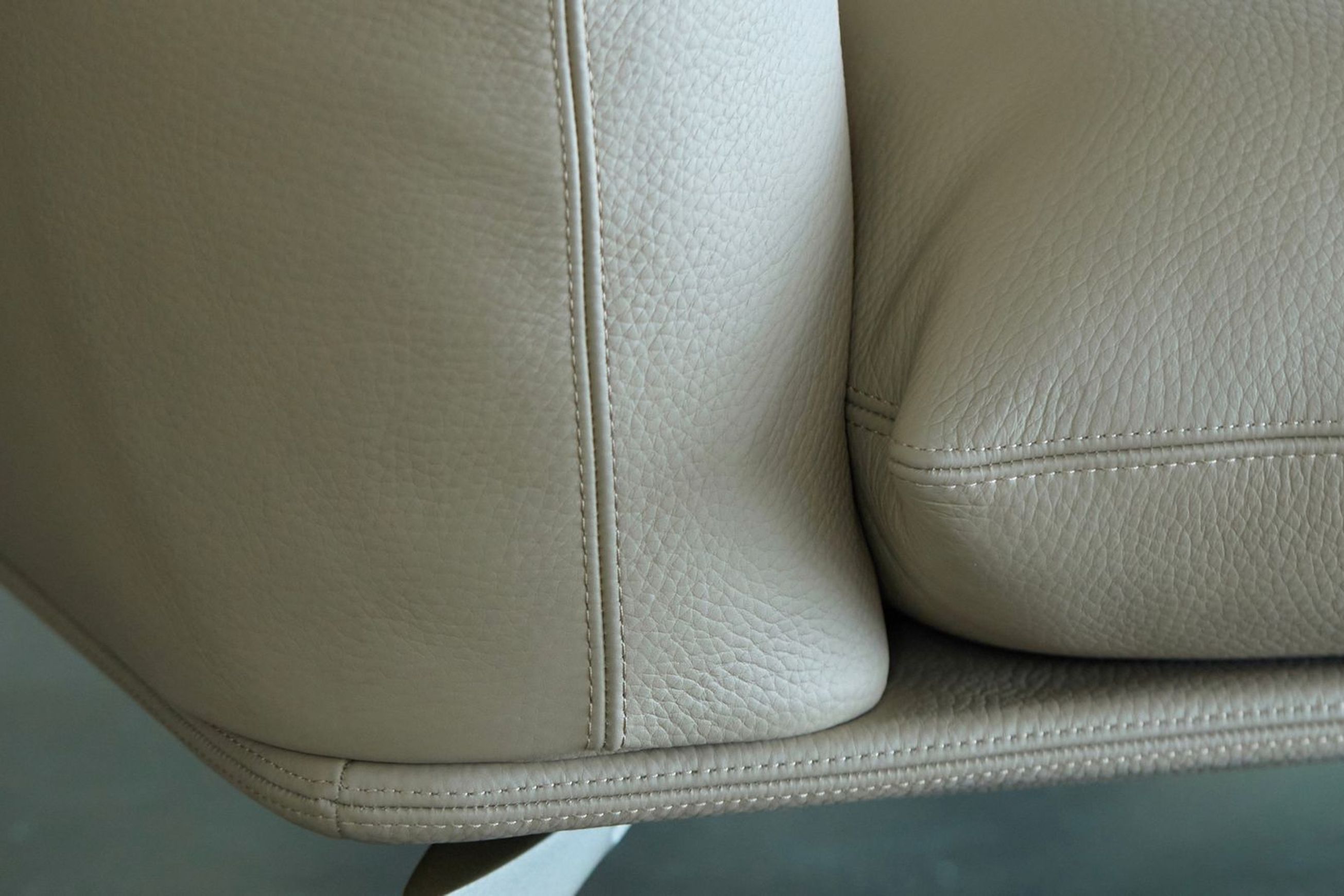 Residence Sofa