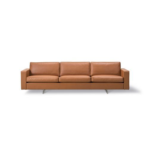 Risom 65 Sofa 3-seater by Fredericia