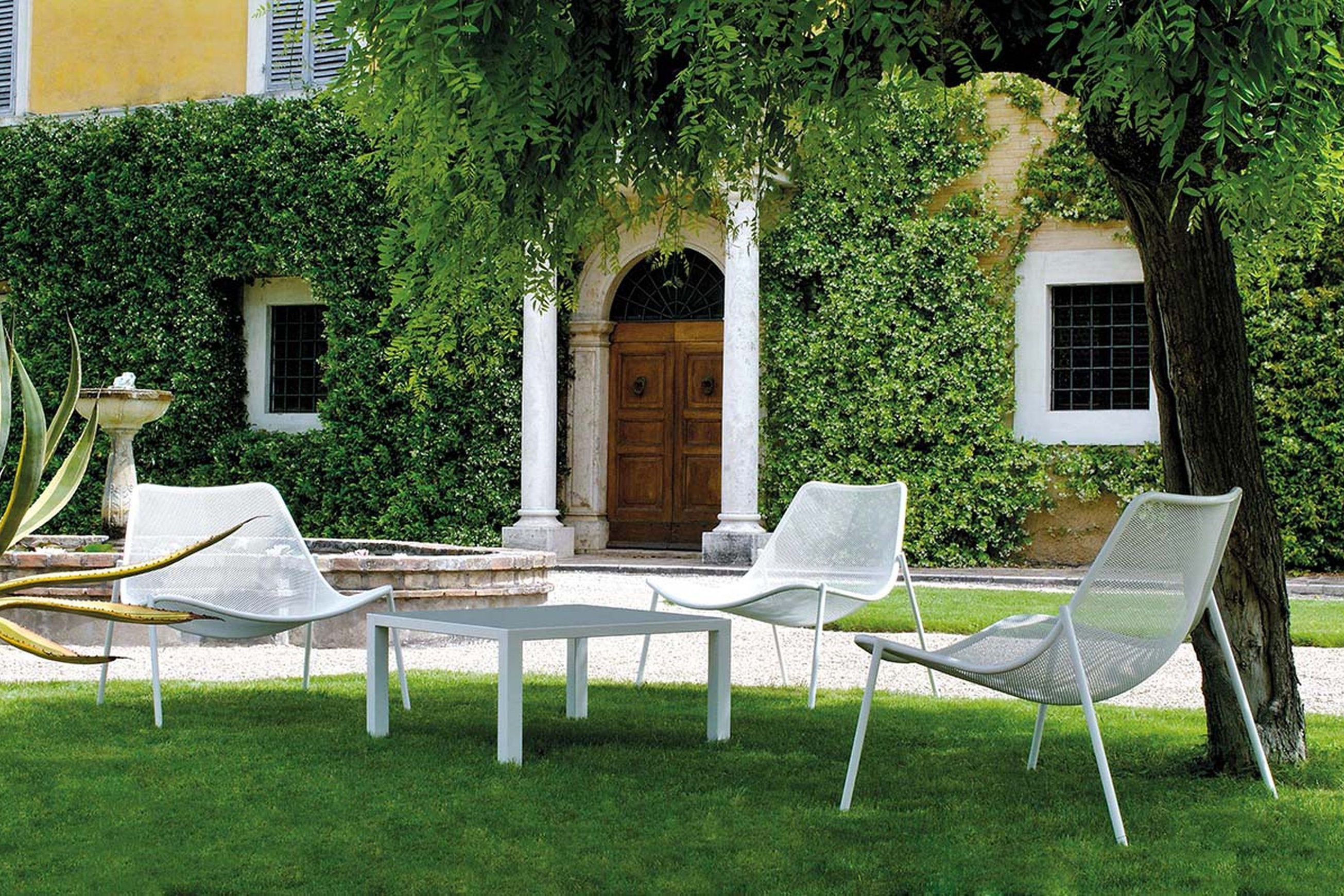 Round Lounge Chair