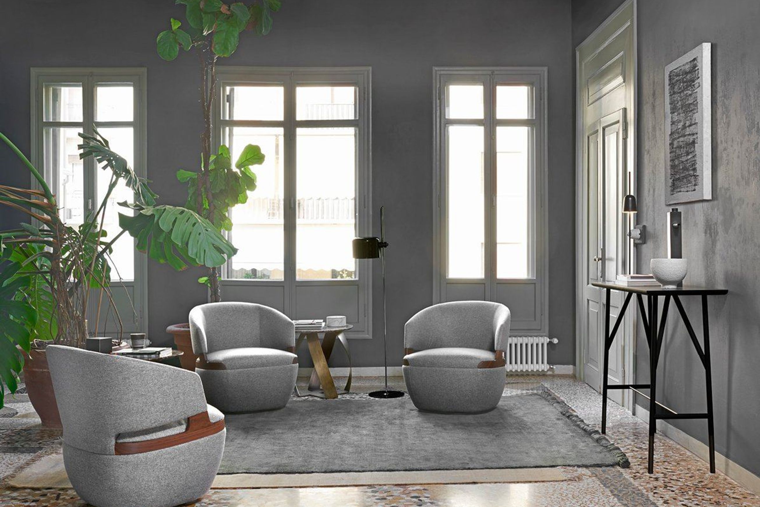 Velis | Pivoting Armchair