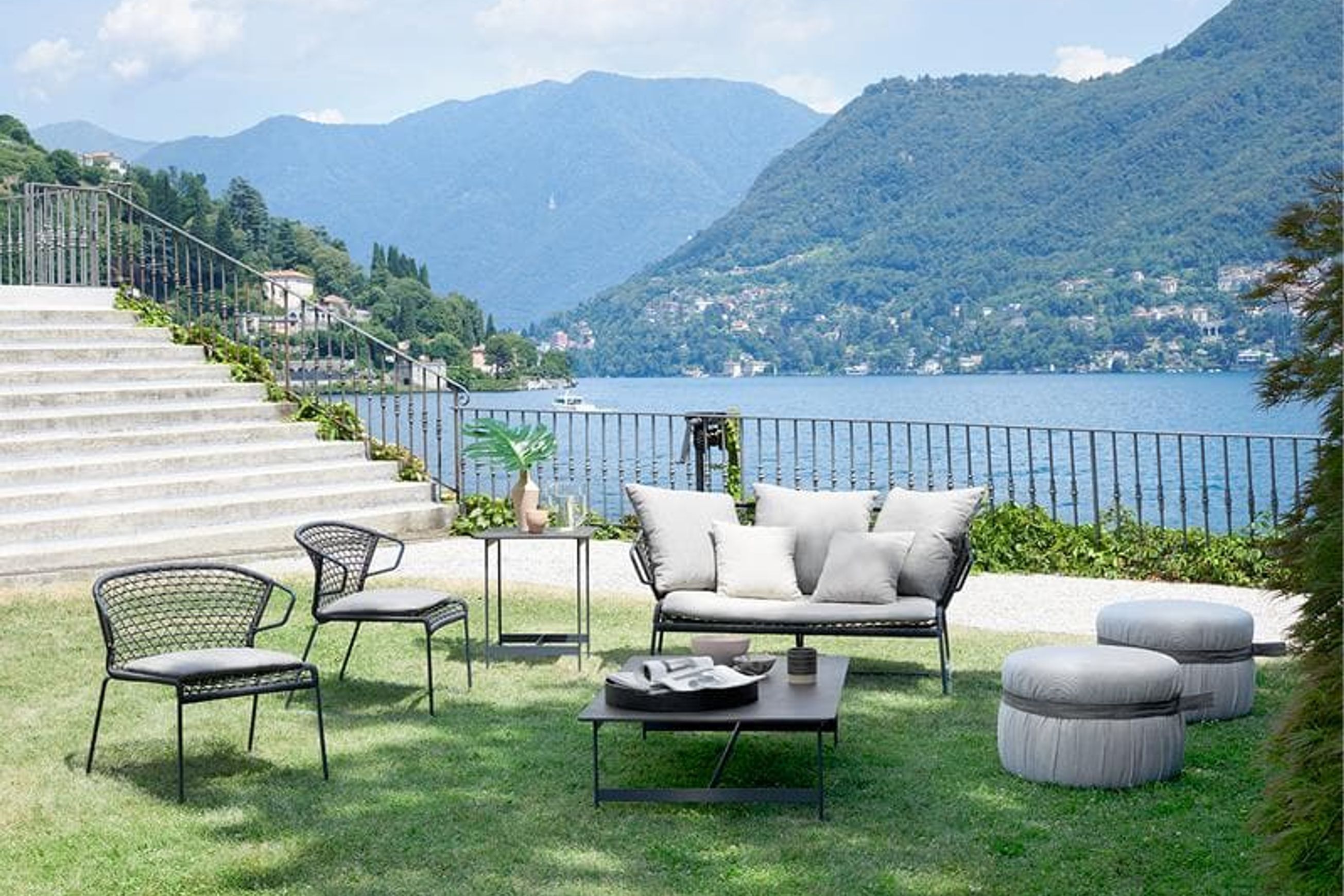 Vela | Lounge Armchair