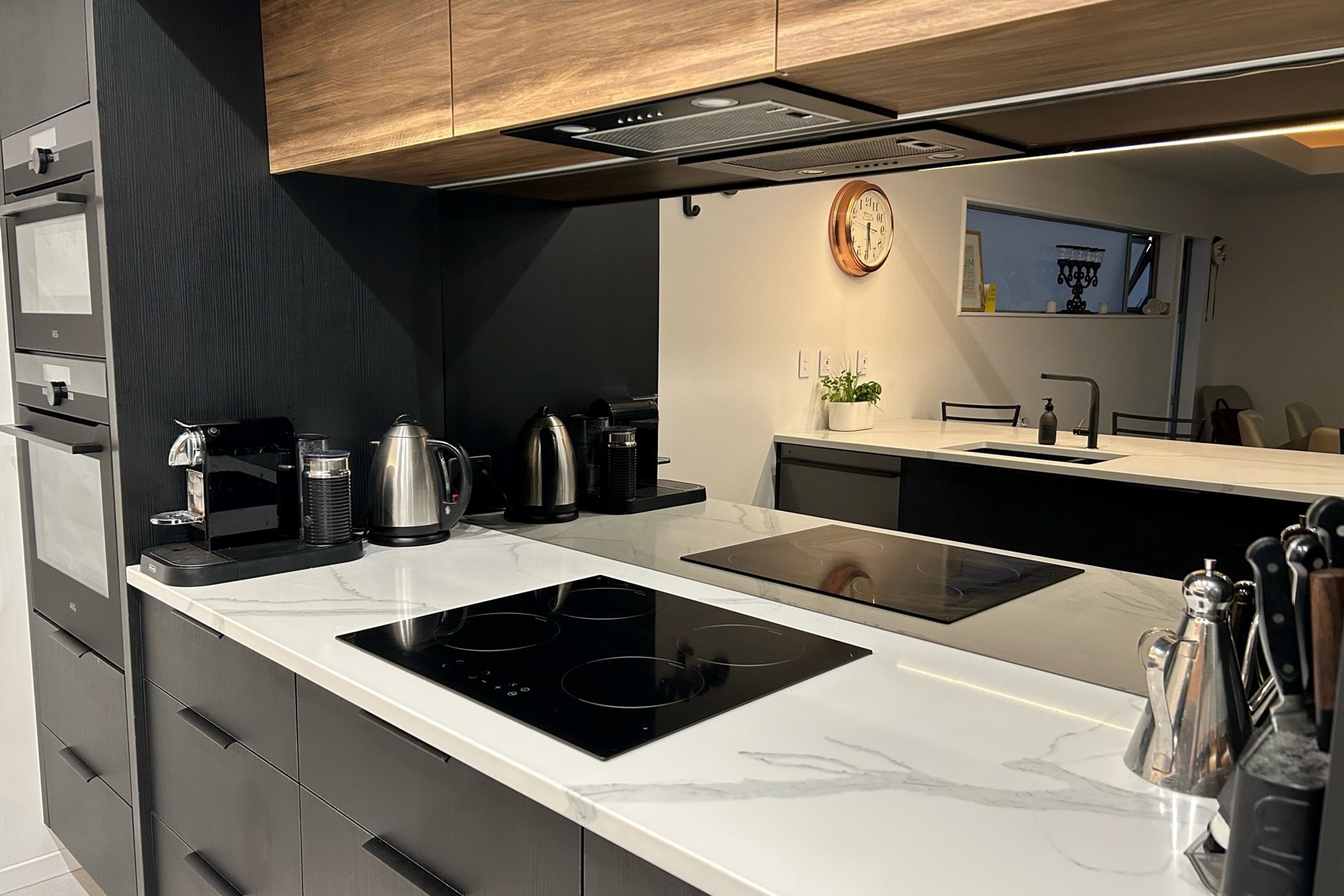 Haynes Glass Reflective / Mirror Splashbacks