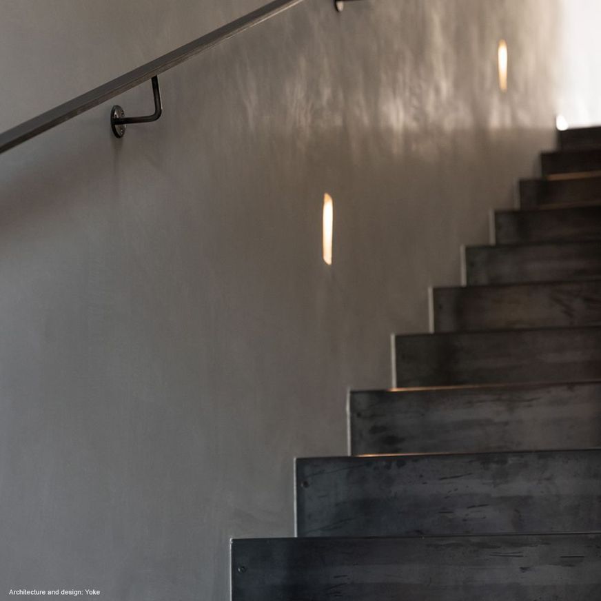 Recessed Trimless Moulding for Ambient Wall Light