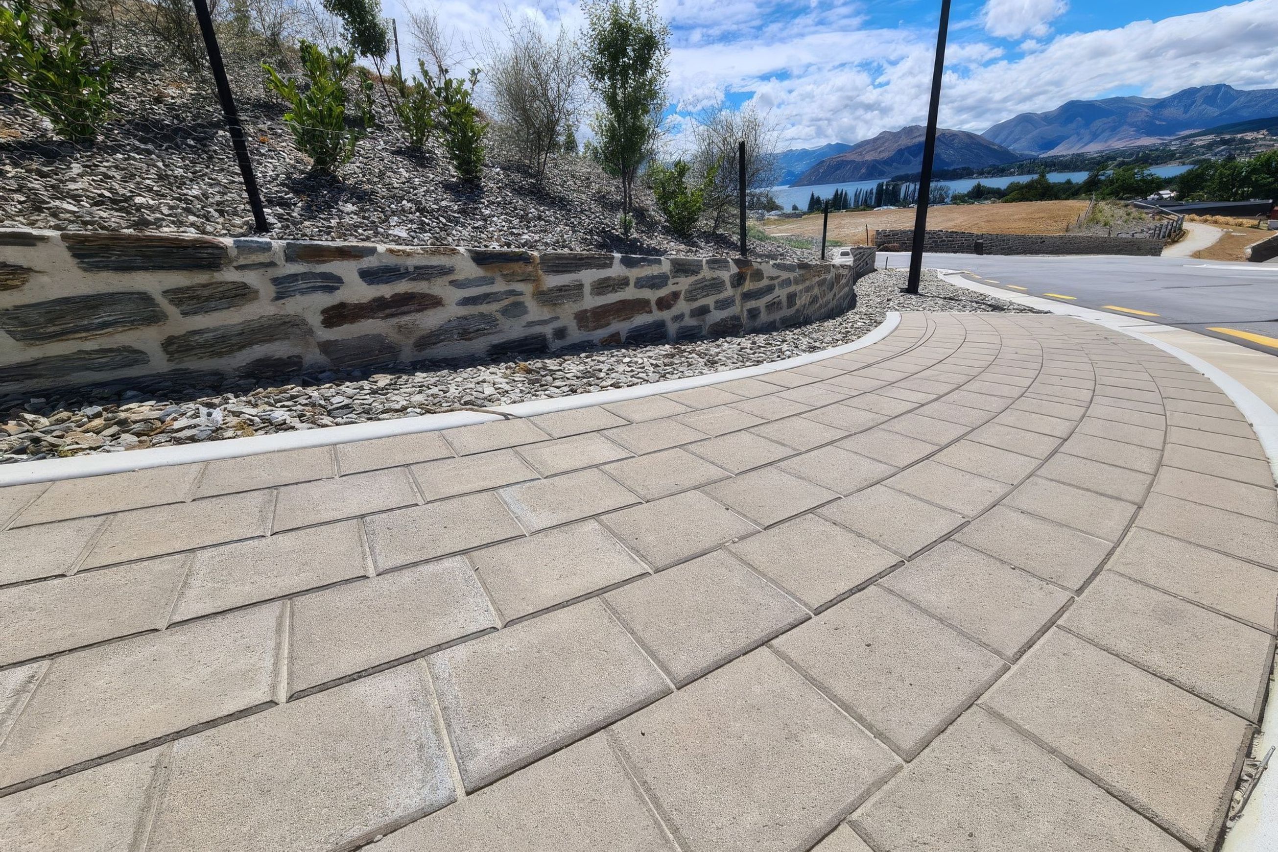 Cobblestone | Landscape