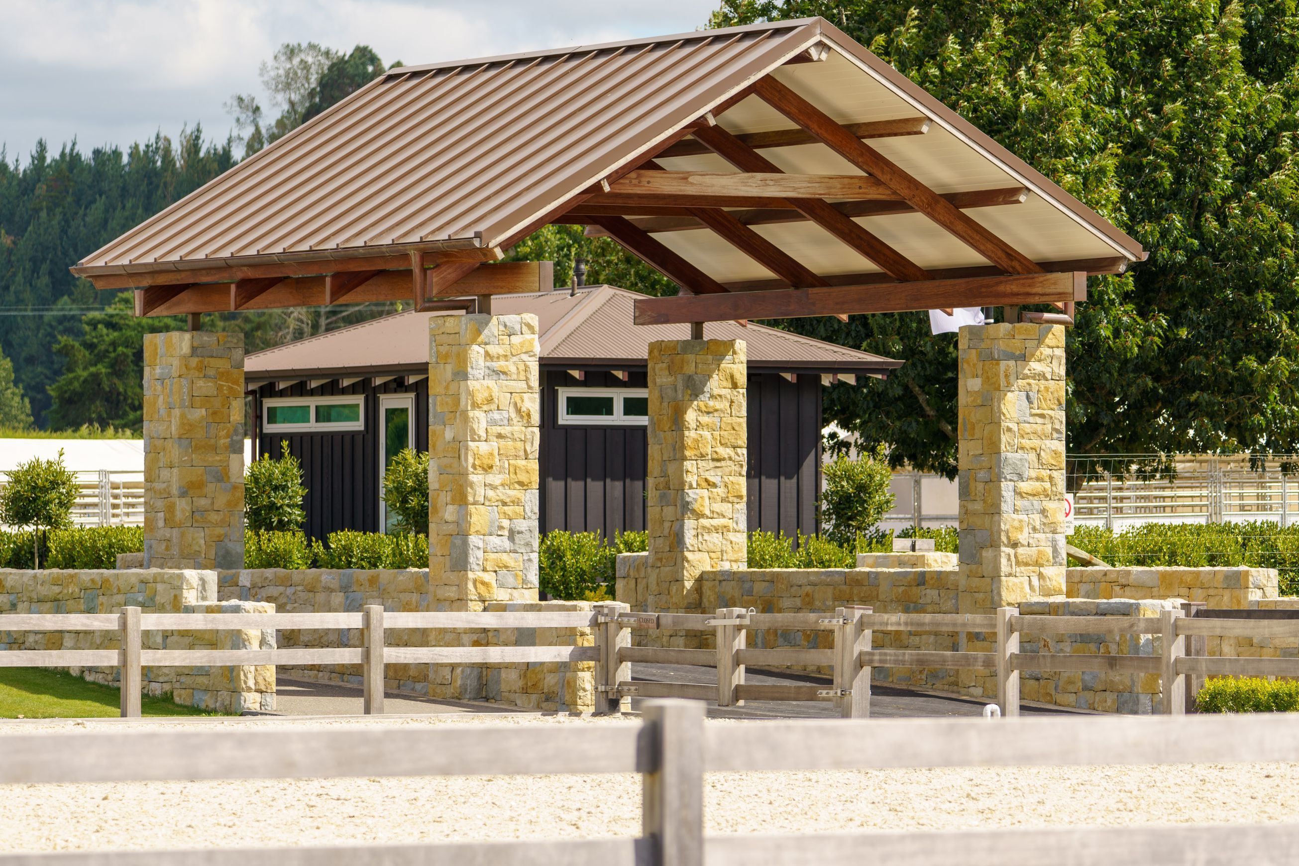 Stone Columns & Pillars