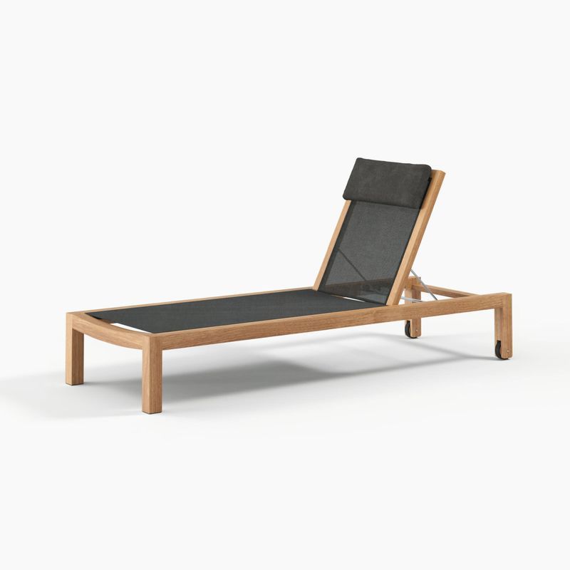 Mokaui Sun Lounger | Outdoor Furniture