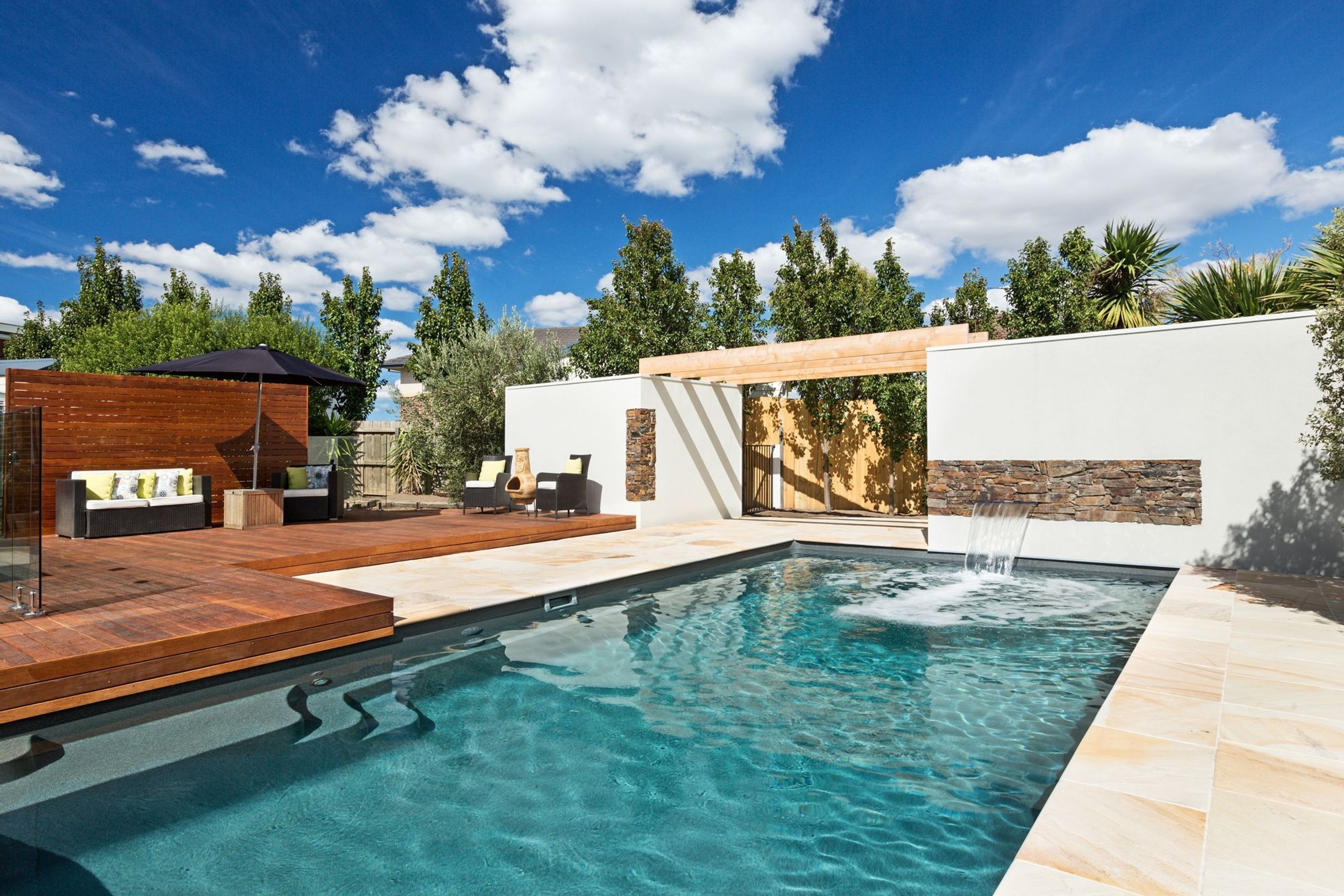 X-Trainer Pools