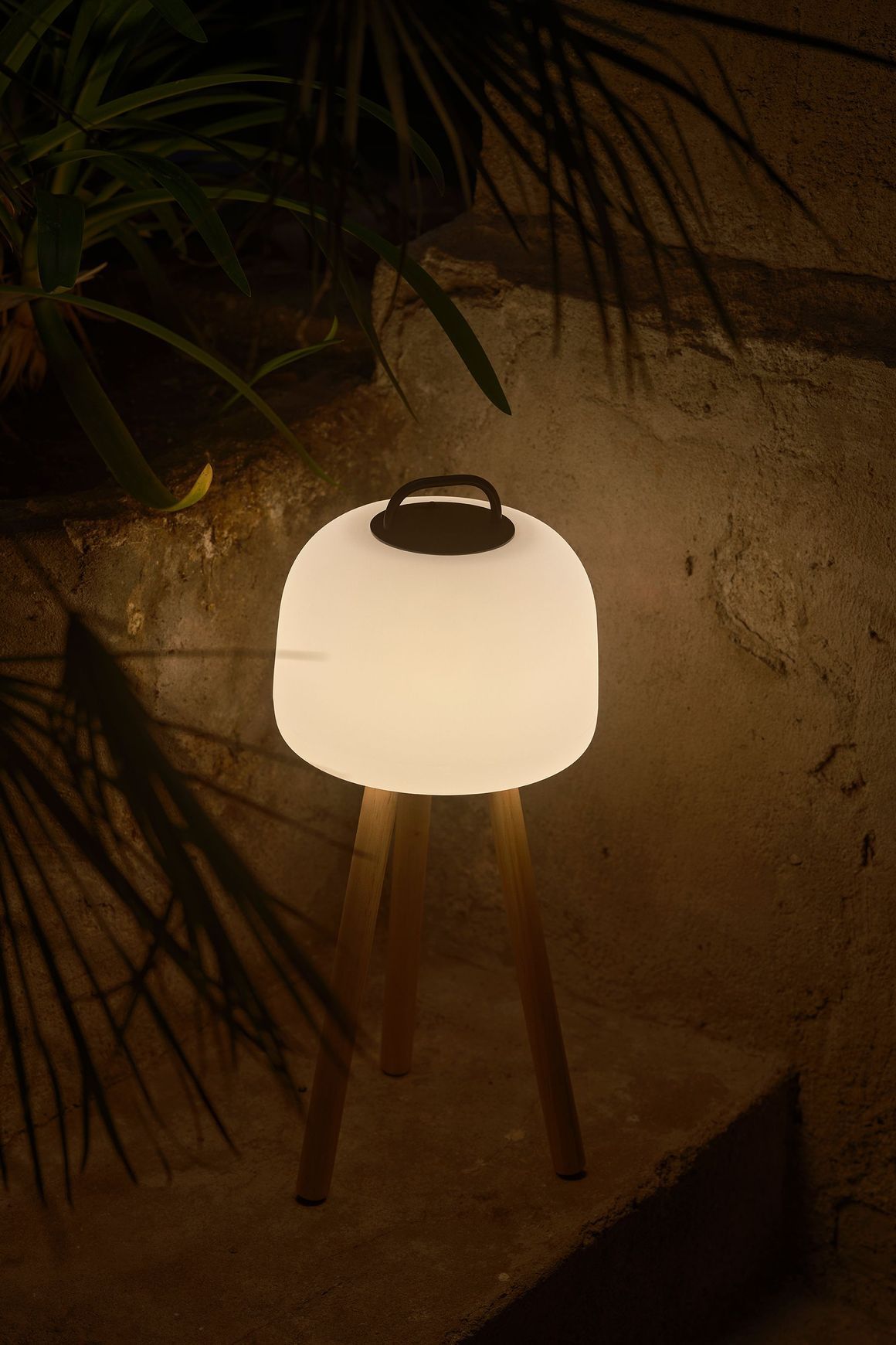 Kettle 22 Table Lamp
