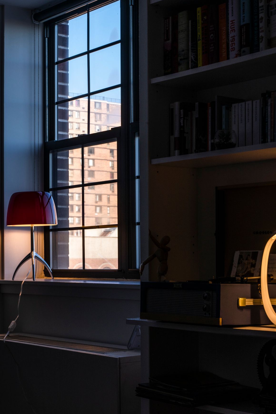 Anisha Grande Table Lamp