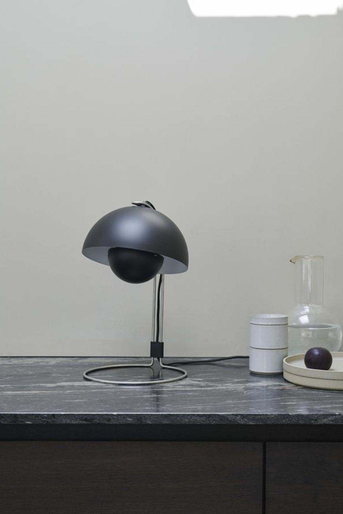 Flowerpot VP4 Table Lamp by &Tradition