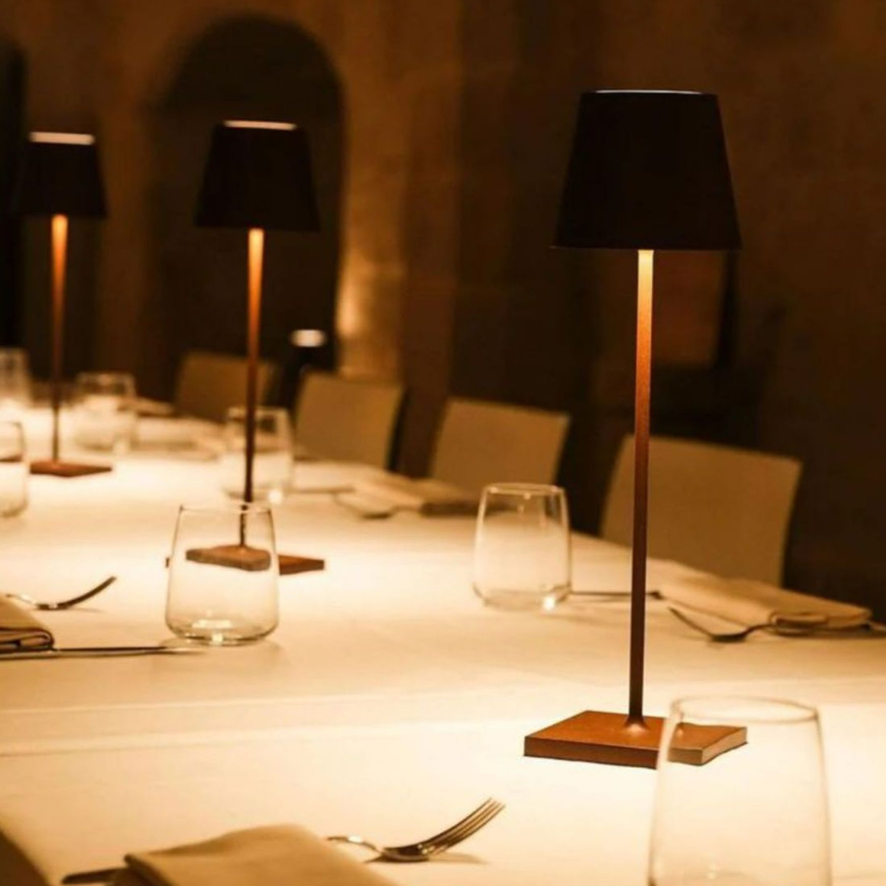Poldina Table Lamp