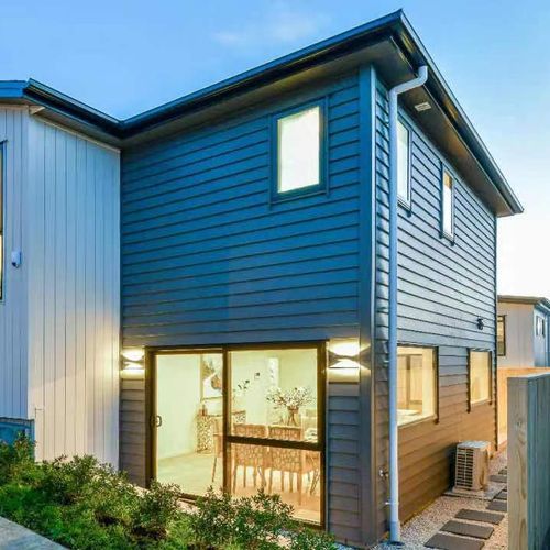 Clelands Vertical Shiplap Weatherboard 