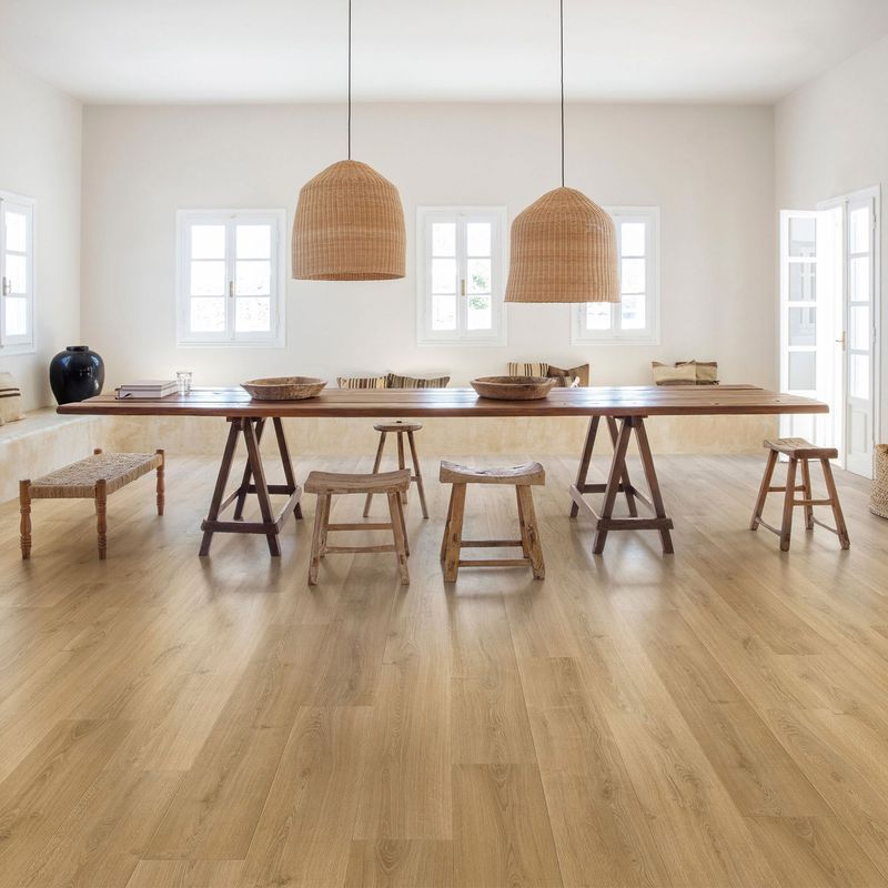 Quick-Step Perspective Nature Brushed Oak Warm Natural Laminate Flooring
