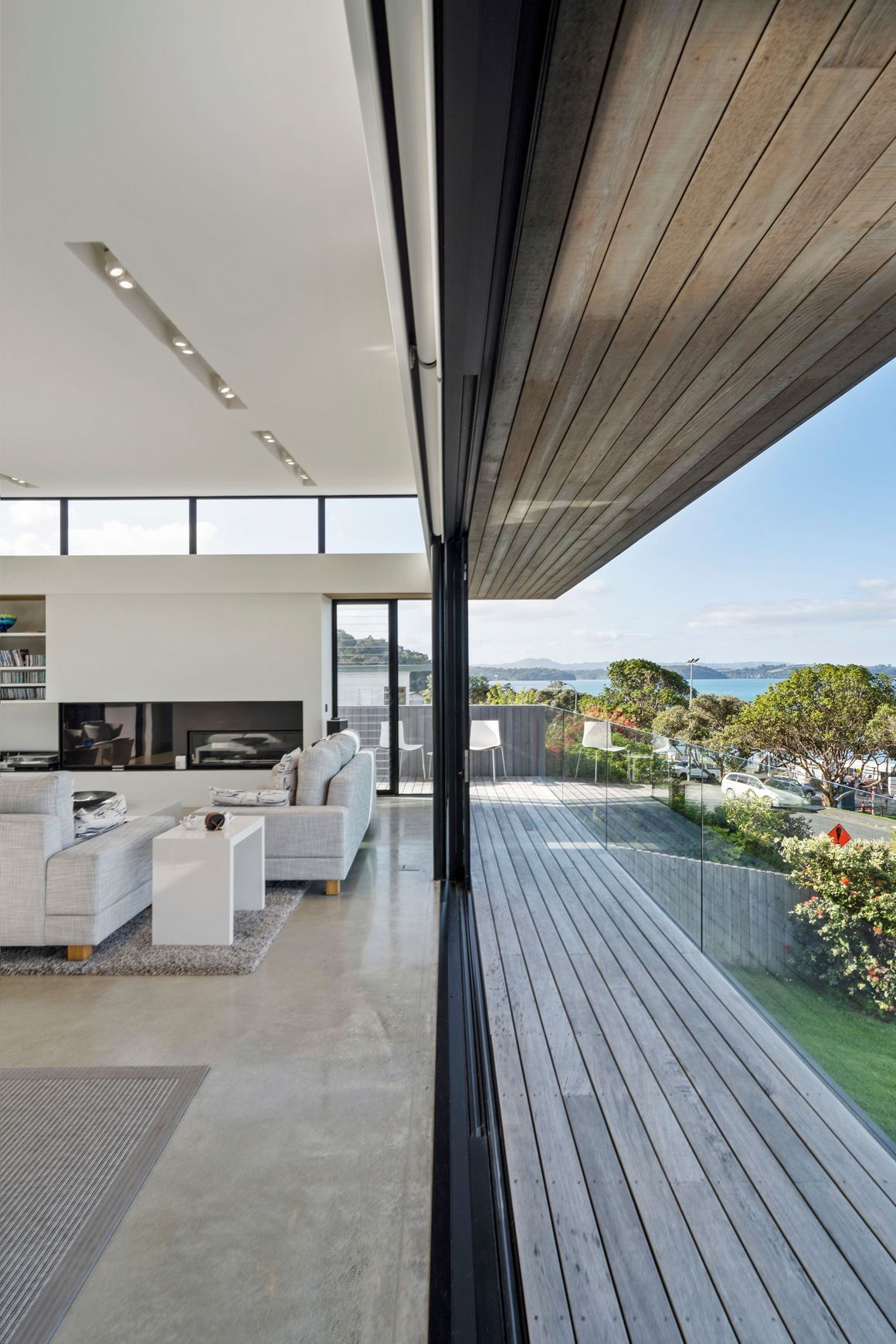 JSC Vertical Shiplap Timber Weatherboards