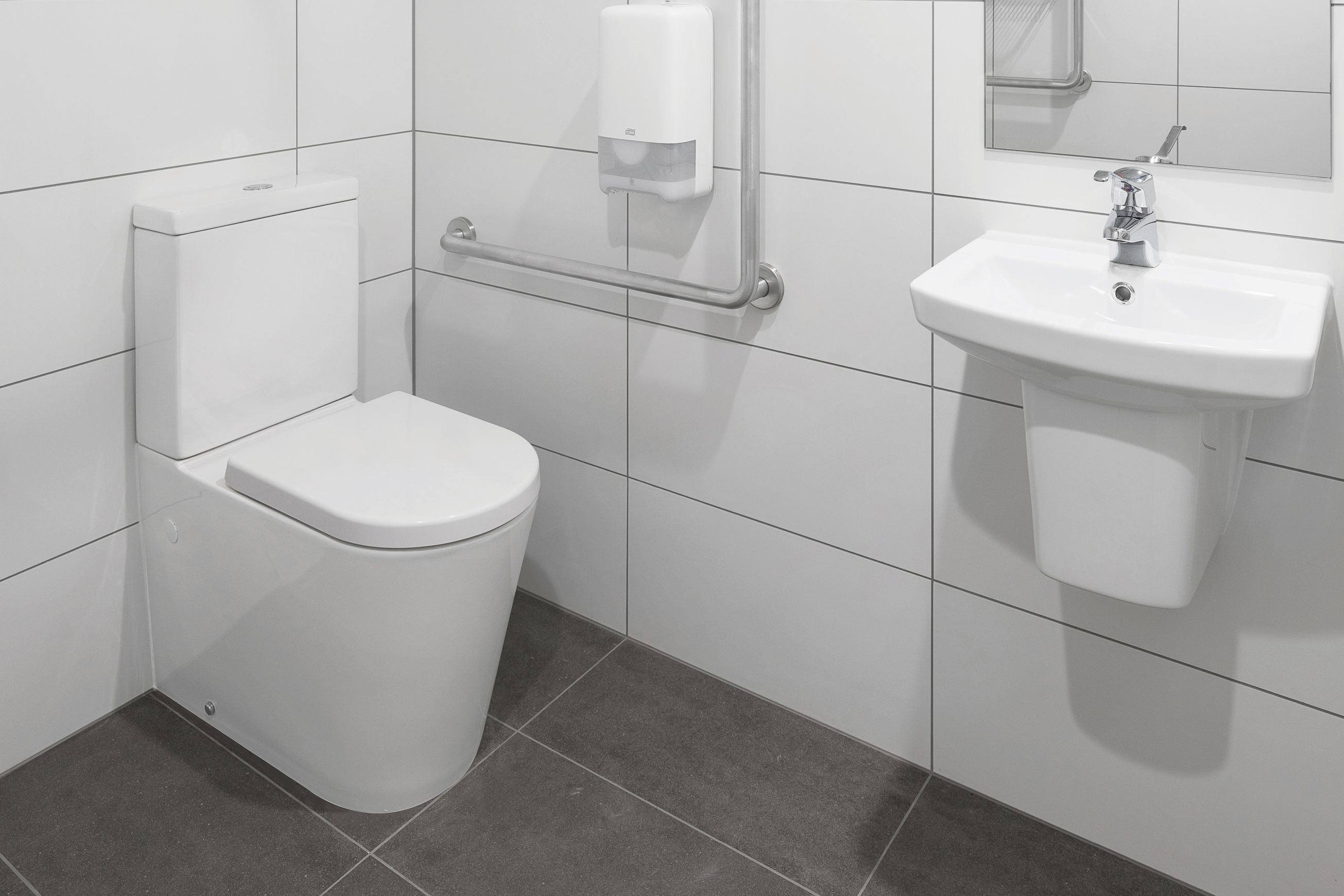 Evo Back To Wall Toilet Suite Standard Seat