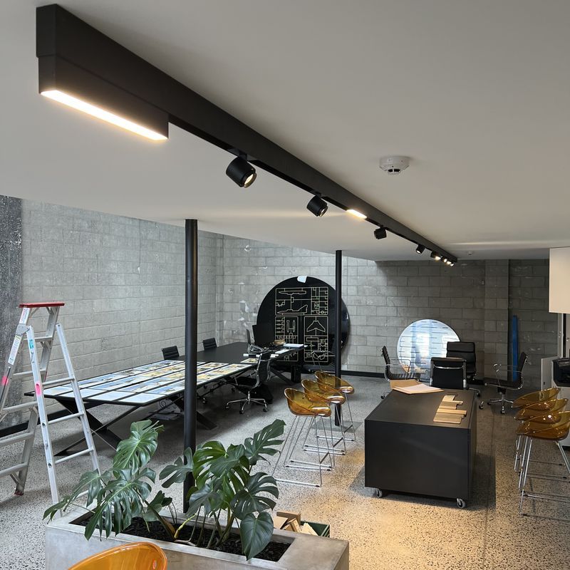 Magnetic Channel Track Light System