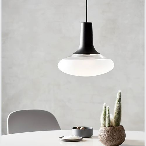 Dee Oval Pendant 2.0