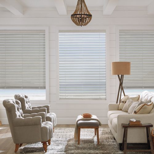 Luxaflex® Woodmates® Venetian Blinds