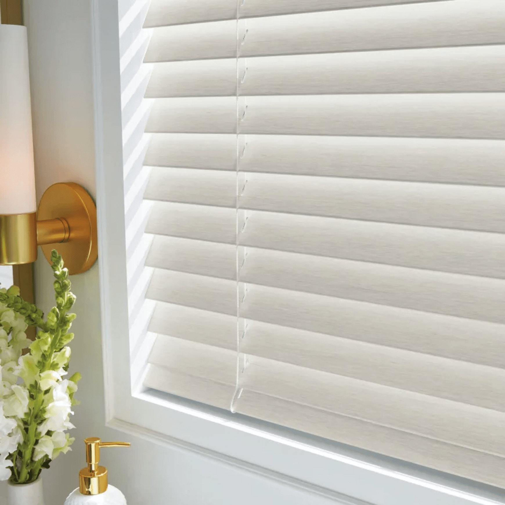 BlindsByLahood Venetian Blinds
