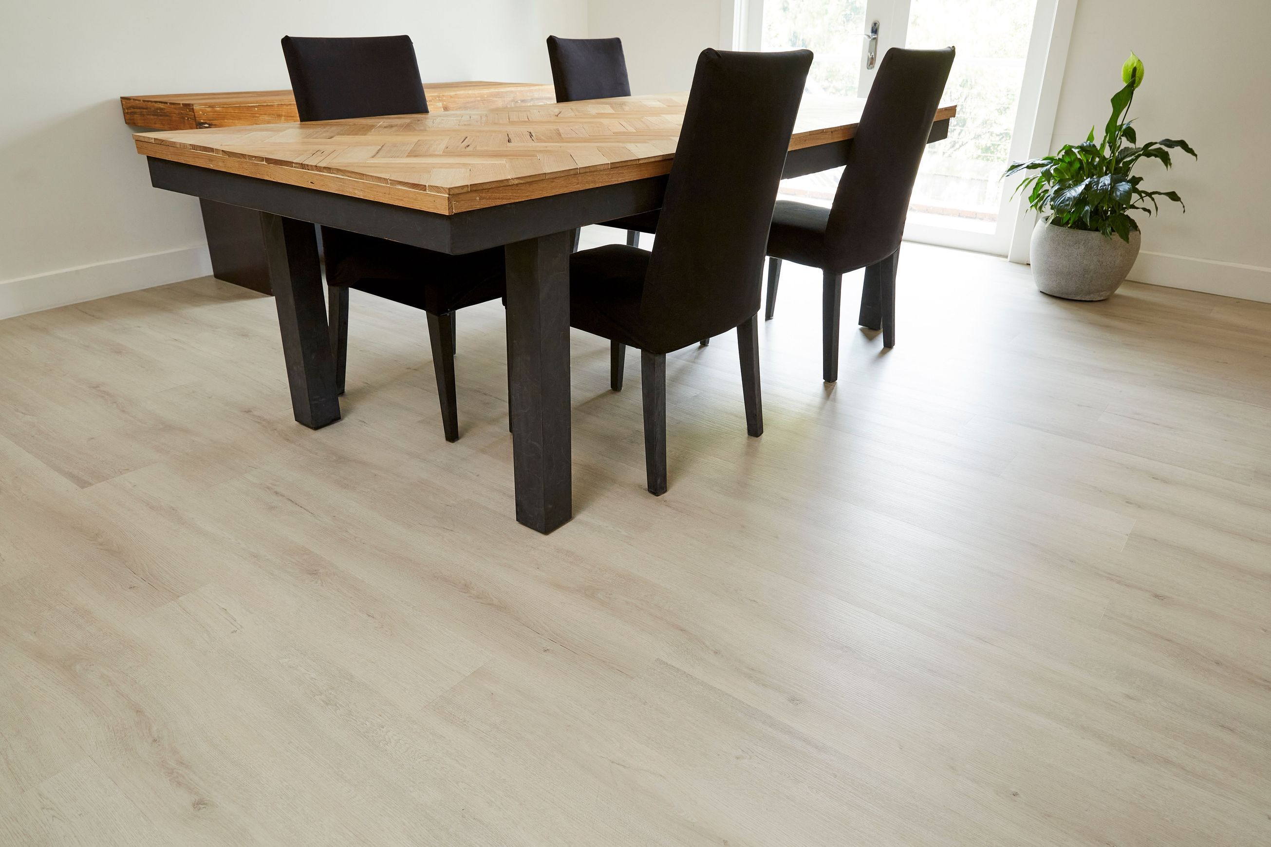 Kingswood 1.2 | Sanded Blackbutt
