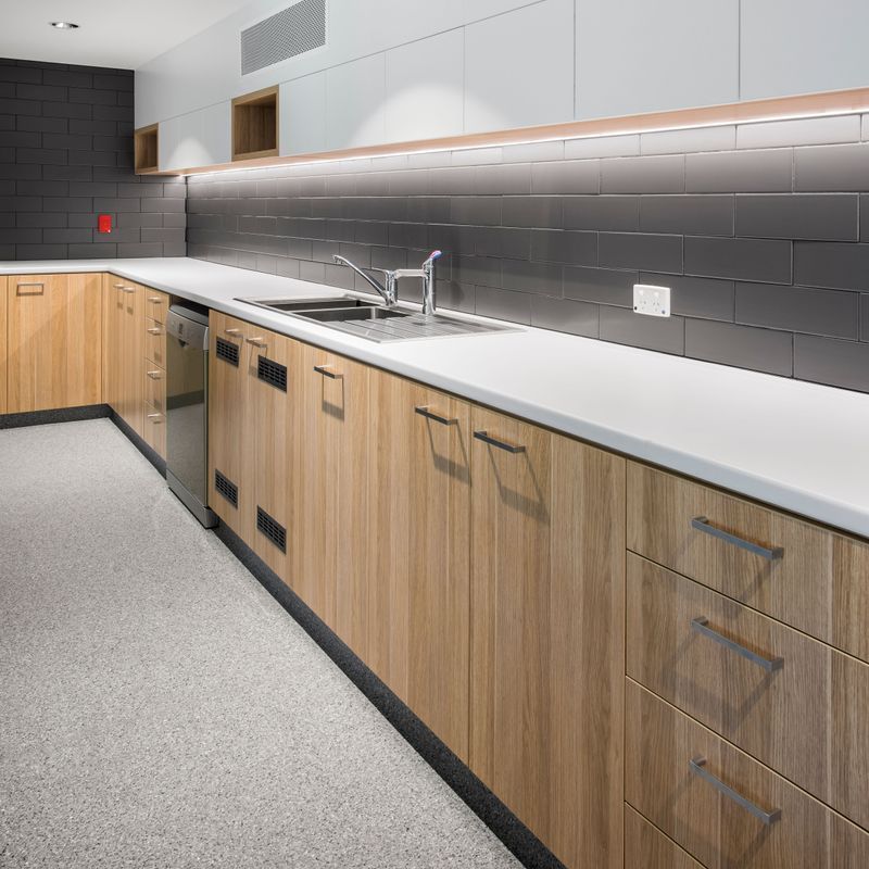 Accolade Safe | Sand Grey