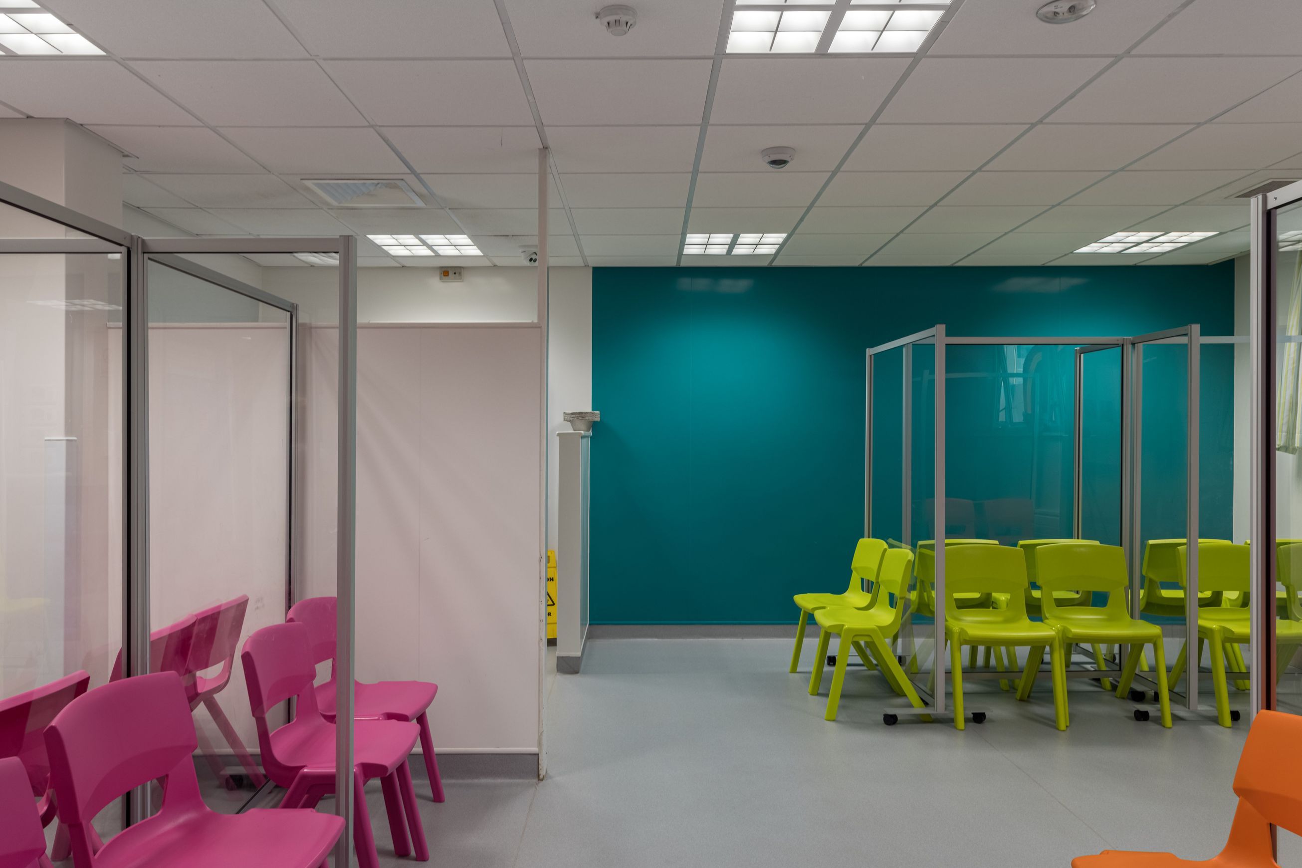 Altro Whiterock Satins™ Hygienic Wall Lining