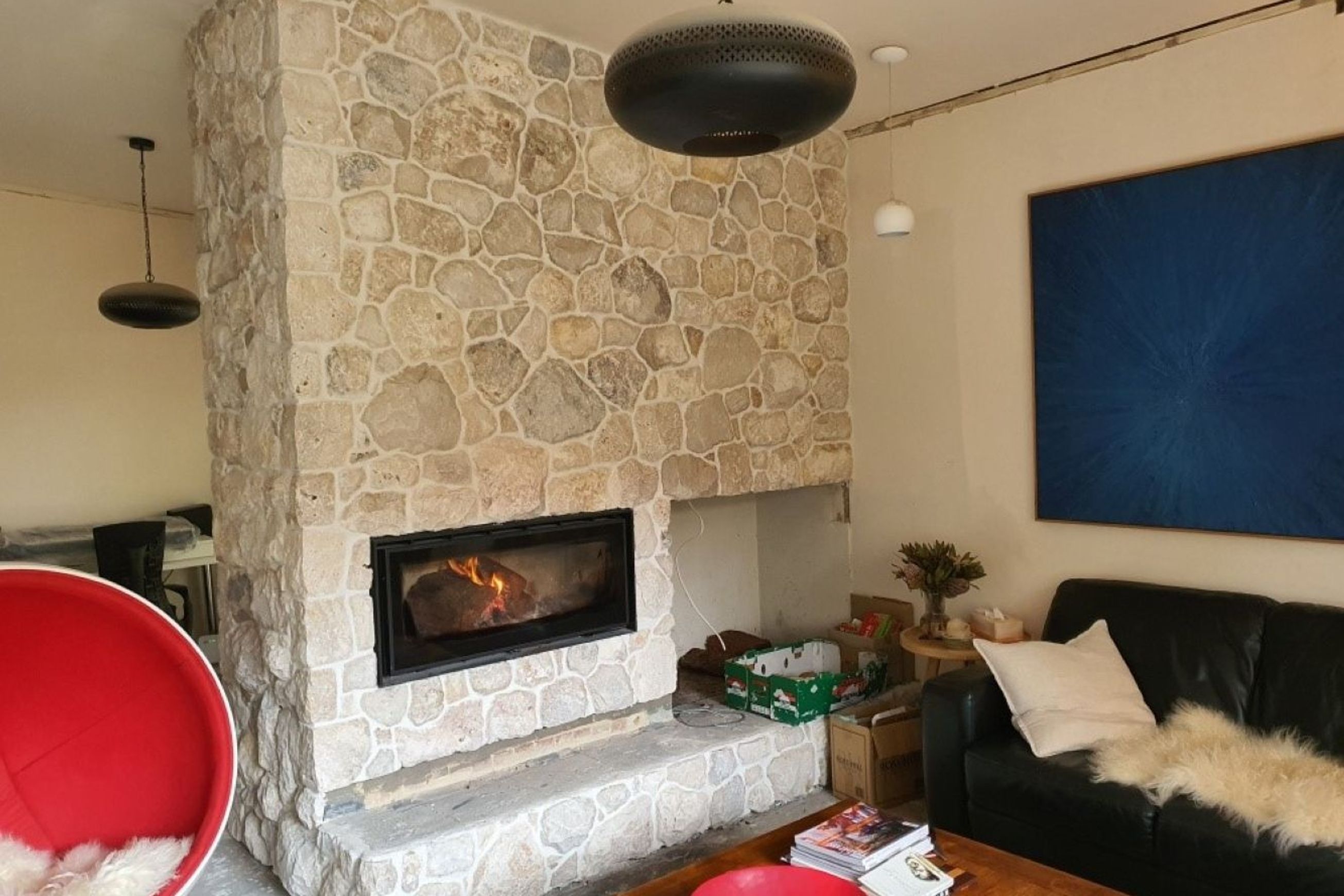 Jamieson Travertine Walling