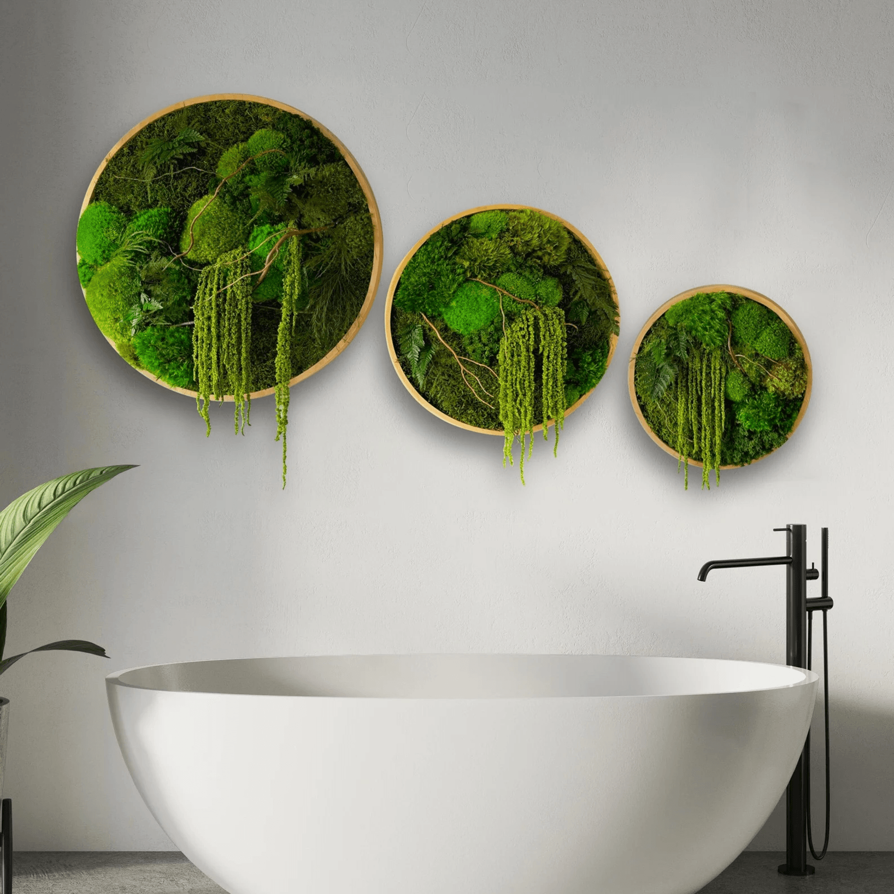 Round Moss Wall Art - Enchanted Forest