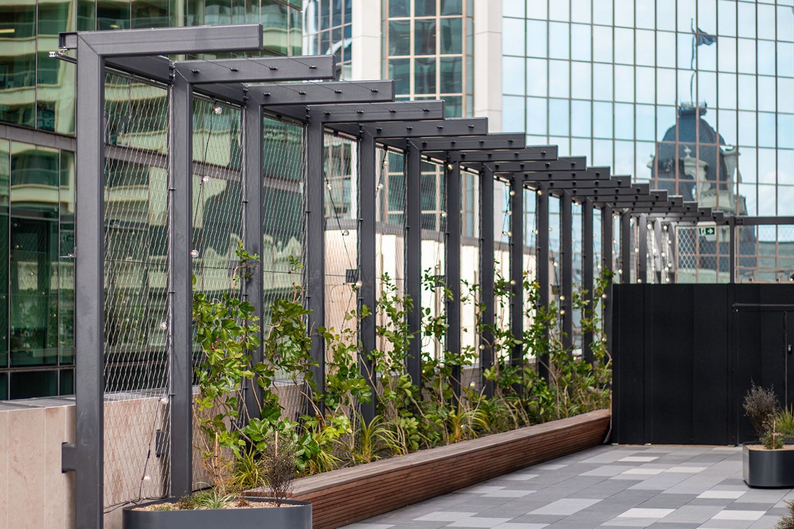 SRS Green Facades | Screens