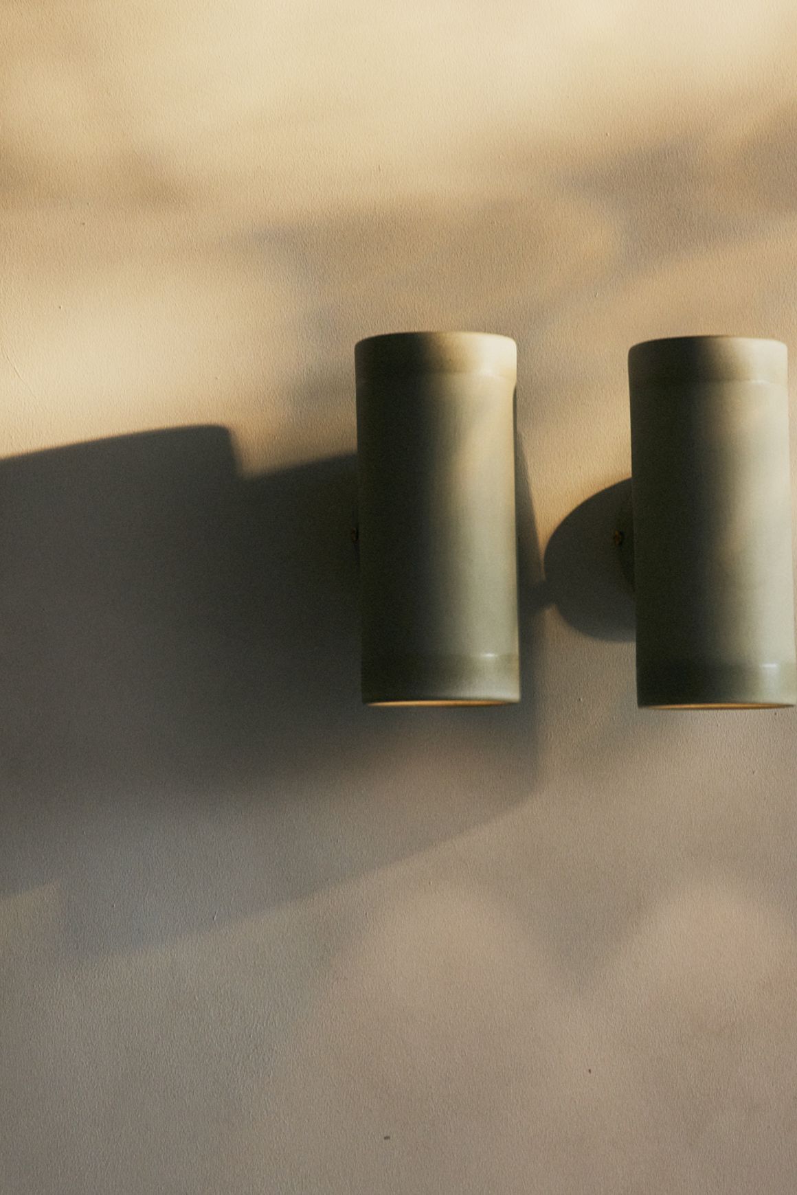 Dusked EOS Wall Light
