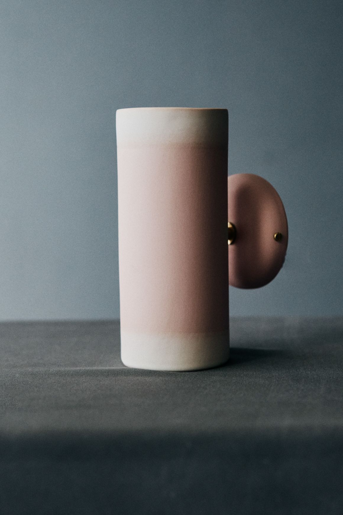 Dusked EOS Wall Light