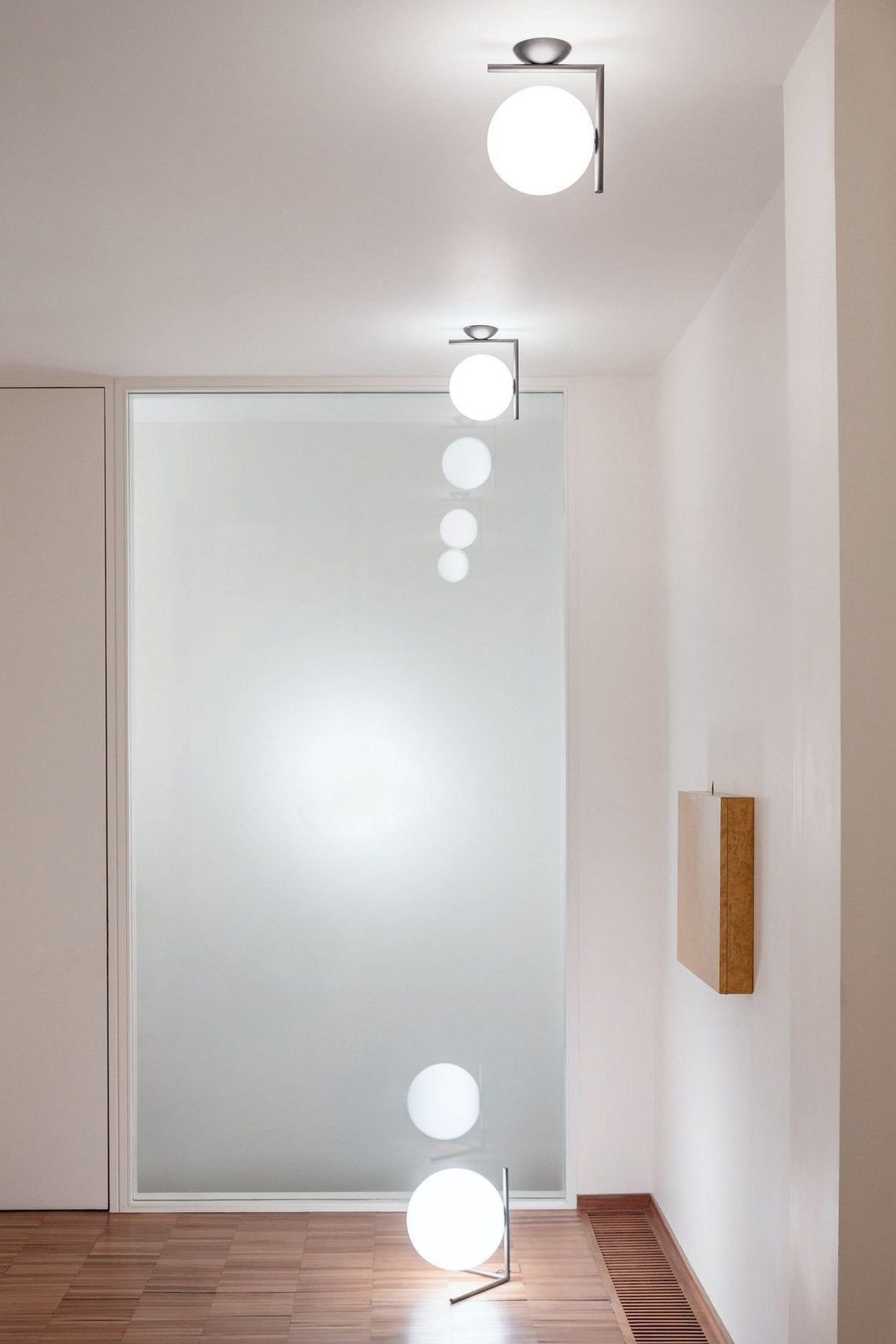 IC 1 Ceiling/Wall Mount