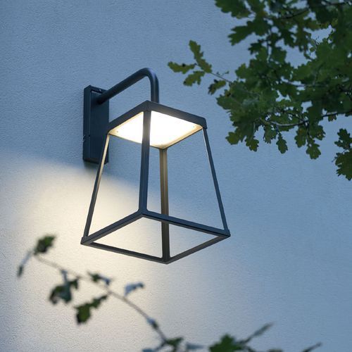 Lampiok 4 Model 1 Wall Light