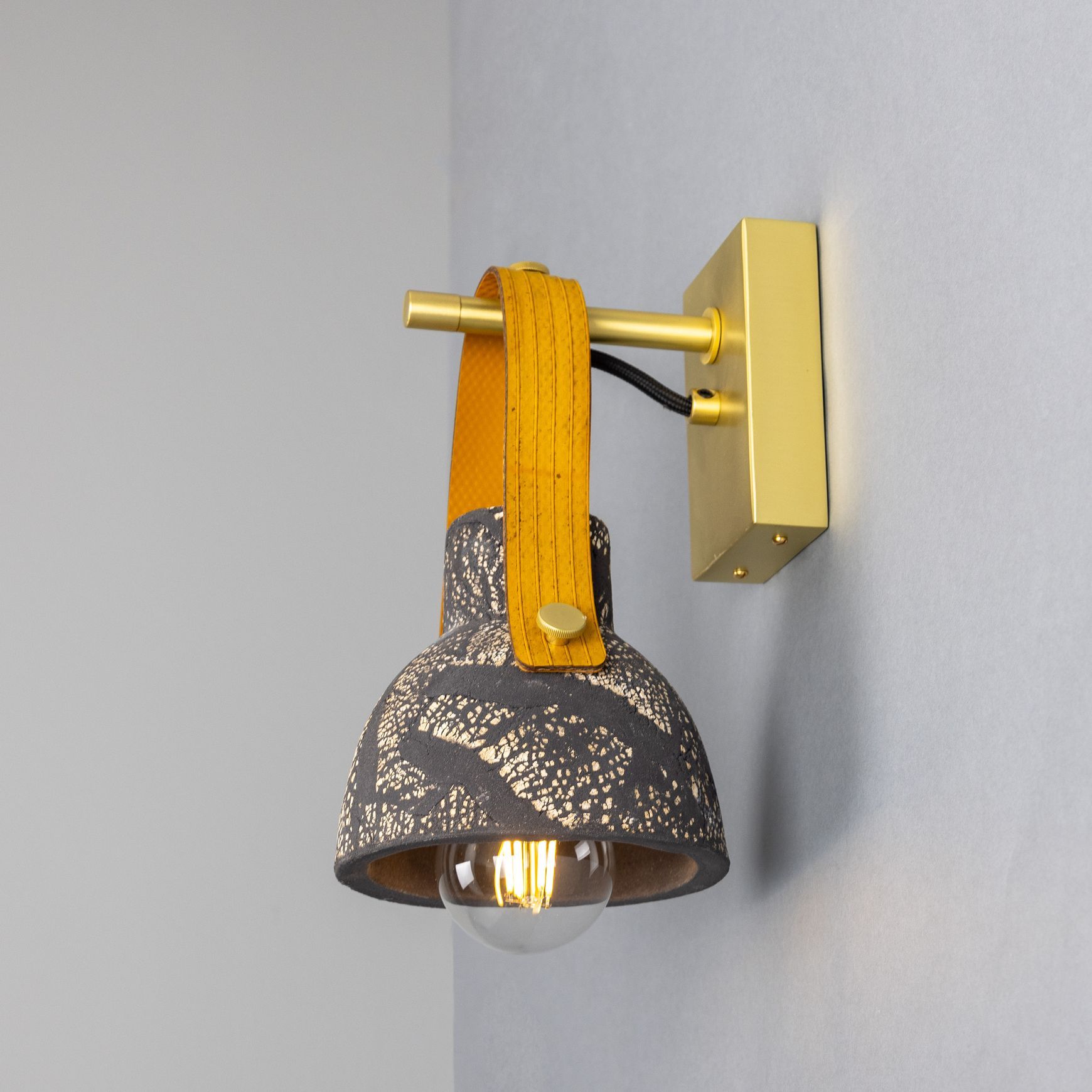 Nagi Wall Light