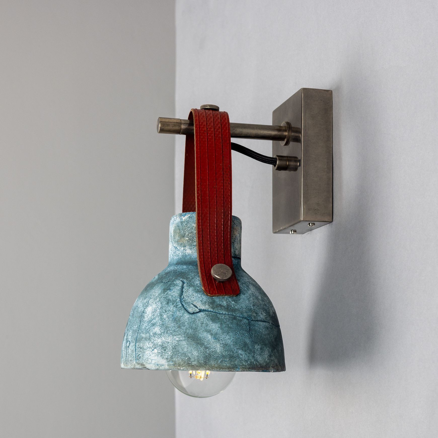 Nagi Wall Light